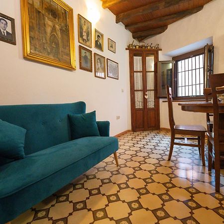Historic House In The City Center Sevilha Exterior foto